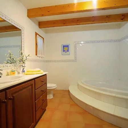 Catalunya Casas Charming With Pool Walking Distance To Beach! Villa