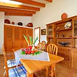 Villa Catalunya Casas Charming With Pool Walking Distance To Beach!