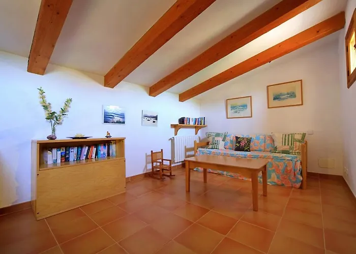 Catalunya Casas Charming With Pool Walking Distance To Beach! Вилла Поланко