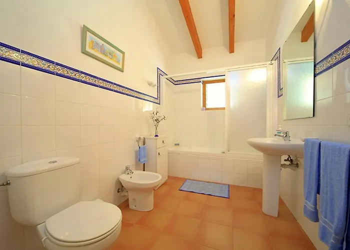 Catalunya Casas Charming With Pool Walking Distance To Beach! Вилла Поланко