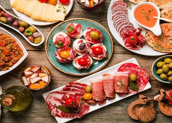 Вилла Catalunya Casas Charming With Pool Walking Distance To Beach! Поланко