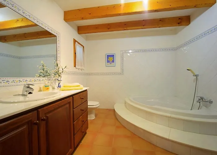 Catalunya Casas Charming With Pool Walking Distance To Beach! וילה